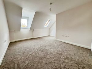 Master bedroom- click for photo gallery